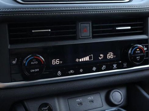 Certified 2024 Nissan Rogue SV w/ SV Premium Package image 15