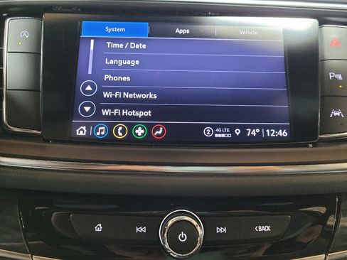 Used 2022 Buick Enclave Essence FWD image 25