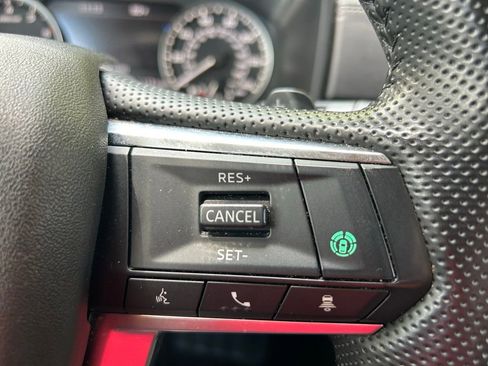 Used 2024 Mitsubishi Outlander SE FWD image 20
