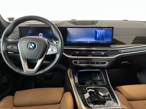 Used 2024 BMW X5 xDrive40i w/ Parking Assistance Package image 13