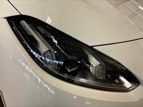 Used 2025 BMW M235i xDrive image 13