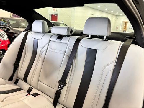 Used 2023 BMW M5 image 19