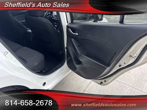 Used 2016 MAZDA MAZDA3 i Touring w/ Popular Equipment Package image 37