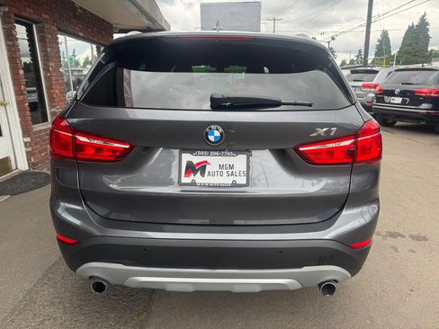 Used 2017 BMW X1 xDrive28i AWD/4WD image 4