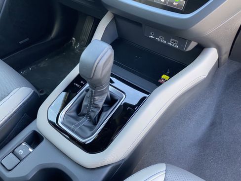 New 2025 Subaru Forester Limited image 16