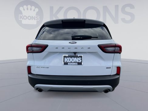 Used 2023 Ford Escape Active image 5