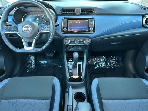 Used 2025 Nissan Versa SV image 13