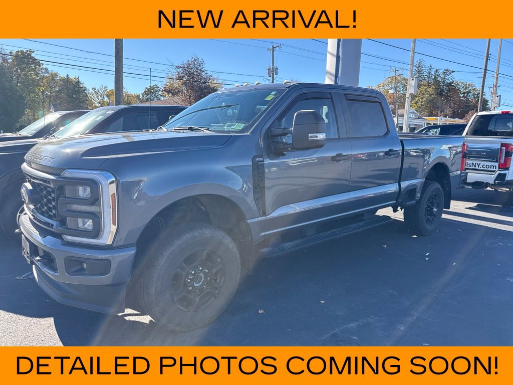 Used 2024 Ford F250 XL w/ STX Appearance Package AWD/4WD image 2
