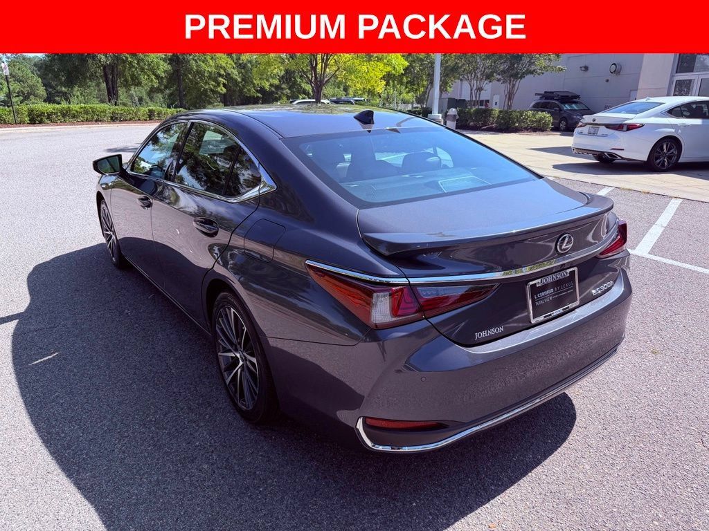 Certified 2025 Lexus ES 300h w/ Premium Package FWD image 5
