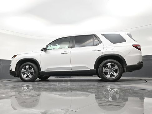 Used 2025 Honda Pilot EX-L image 21
