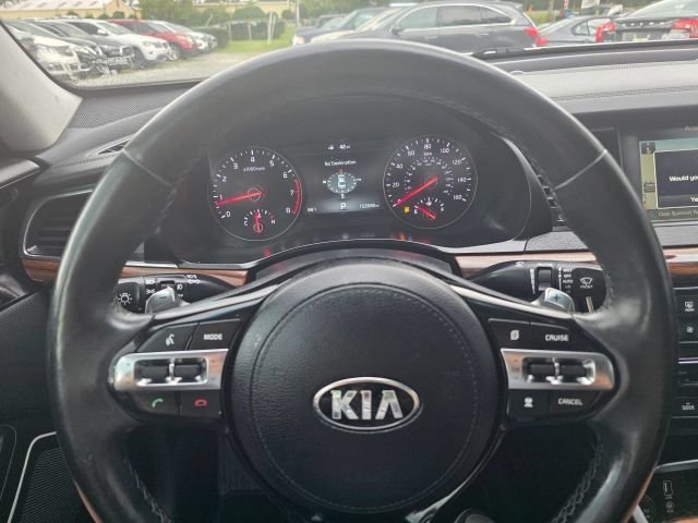 Used 2017 Kia Cadenza Technology FWD image 15