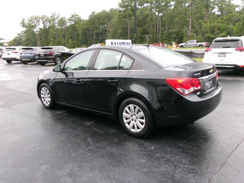 Used 2011 Chevrolet Cruze LS w/ Connectivity Package image 5