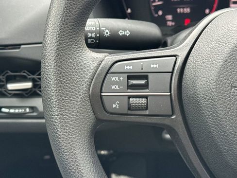 Certified 2023 Honda Accord EX image 27