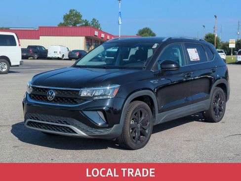 Used 2022 Volkswagen Taos SE AWD/4WD image 6