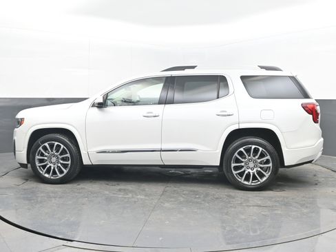Used 2022 GMC Acadia Denali w/ Denali Technology Package image 7
