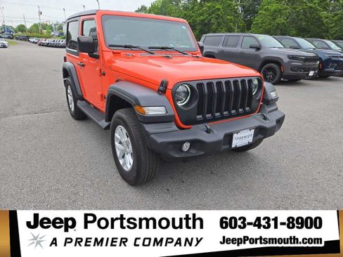 Used 2023 Jeep Wrangler Sport AWD/4WD image 1