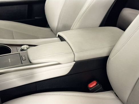 Used 2022 Lexus RX 450h AWD w/ Premium Package image 33