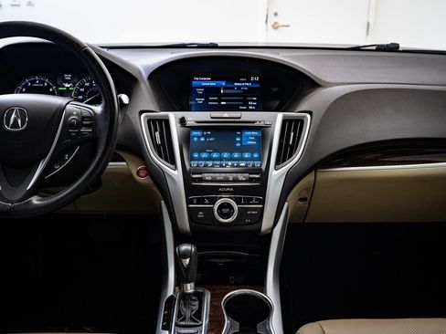 Certified 2018 Acura TLX w/ Technology Package image 29