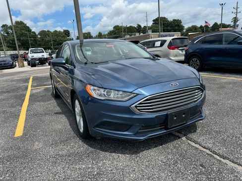 Used 2018 Ford Fusion S FWD image 2