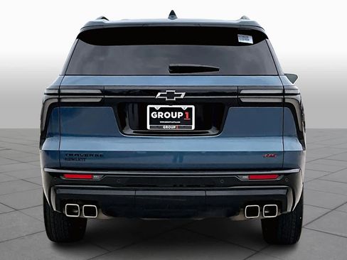Used 2024 Chevrolet Traverse RS image 4