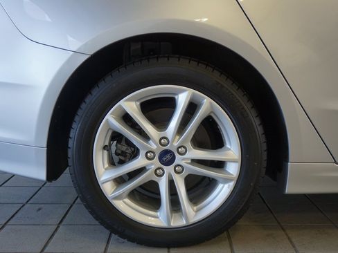 Used 2018 Ford Fusion S image 29