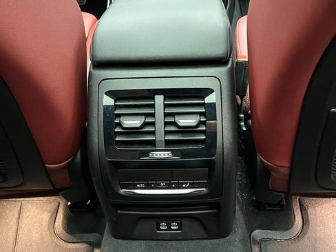 Certified 2024 BMW X3 M40i w/ Premium Package image 9