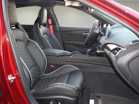 New 2026 Cadillac CT5 V image 17