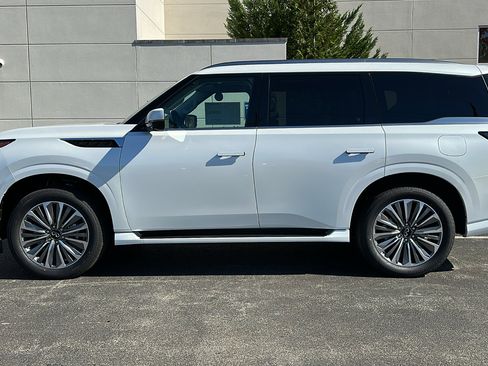New 2025 INFINITI QX80 Sensory image 4