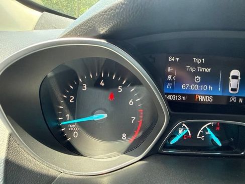 Used 2018 Ford Escape SE FWD image 13