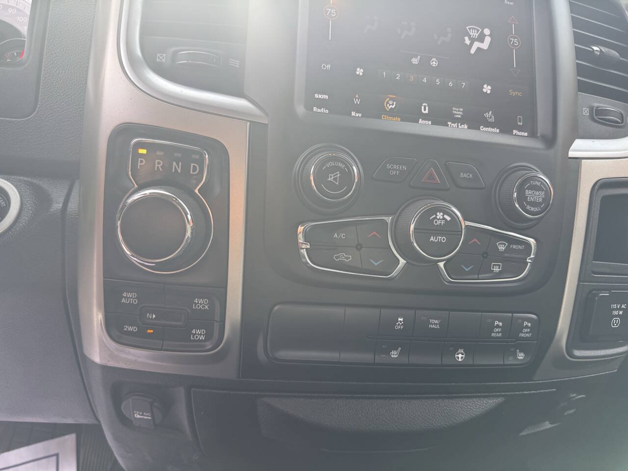 Used 2019 RAM 1500 Big Horn w/ Rambox Value Package AWD/4WD image 16
