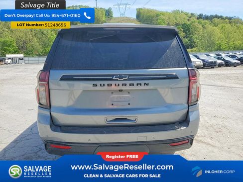 Used 2023 Chevrolet Suburban Z71 w/ Luxury Package AWD/4WD image 8