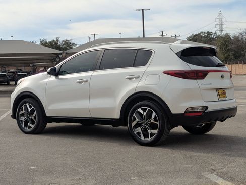 Used 2020 Kia Sportage EX image 6