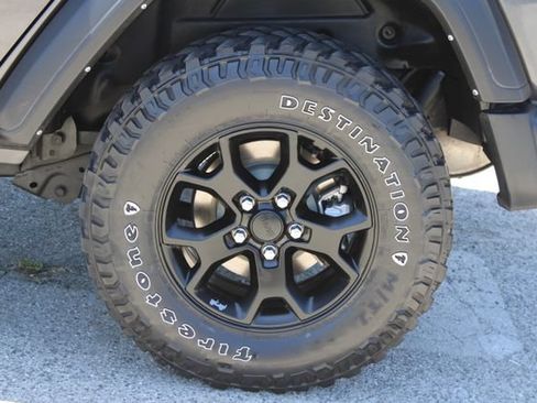 Used 2022 Jeep Wrangler Unlimited Sport AWD/4WD image 6