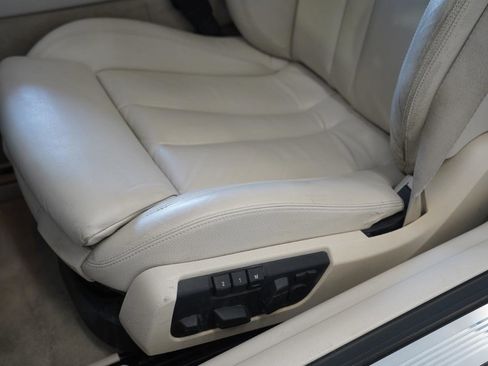 Used 2013 BMW 640i Convertible RWD image 35