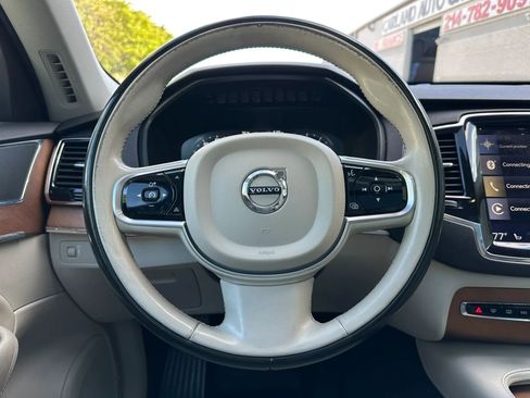 Used 2017 Volvo XC90 T6 Inscription w/ Vision Package image 32