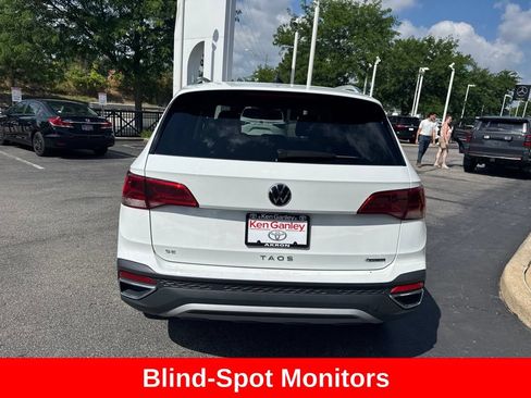 Used 2024 Volkswagen Taos SE AWD/4WD image 5