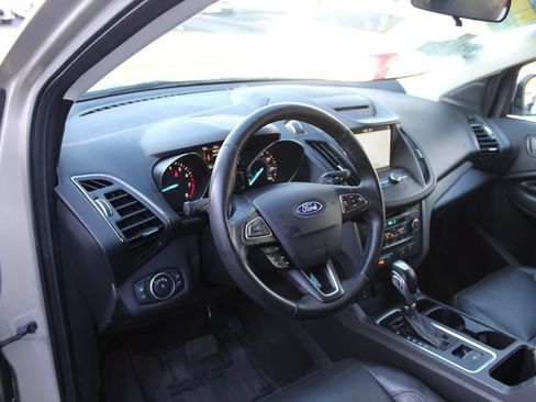 Used 2018 Ford Escape SEL FWD image 17