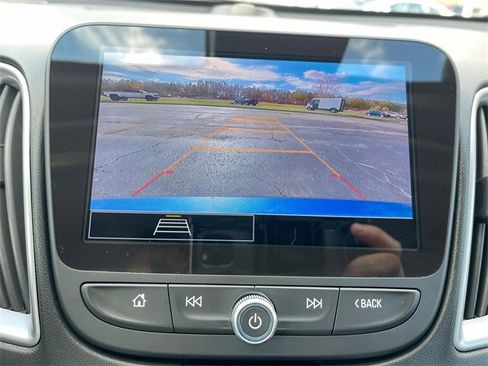 Certified 2024 Chevrolet Malibu LS image 14