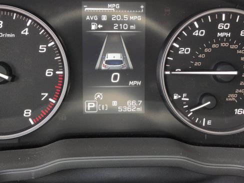 Used 2025 Subaru Crosstrek 2.0i Premium AWD/4WD image 21