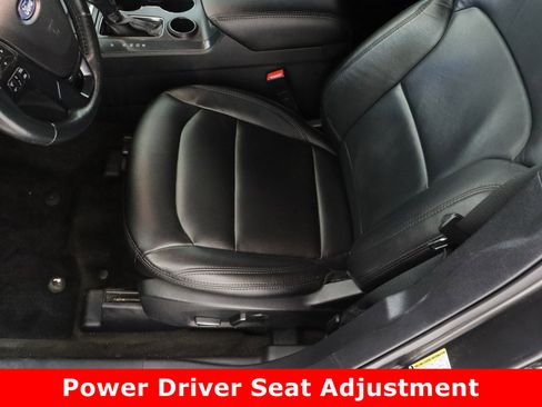 Used 2018 Ford Explorer XLT w/ Equipment Group 202A image 15