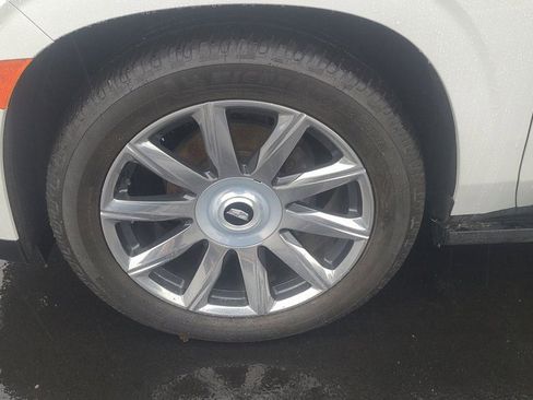 Used 2023 Cadillac Escalade ESV Premium Luxury Platinum w/ Heavy-Duty Trailer Package image 7