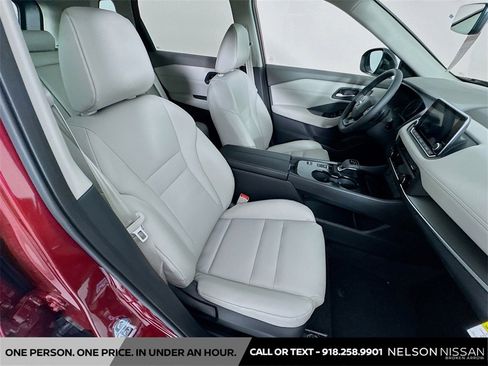 New 2026 Nissan Rogue SV image 28