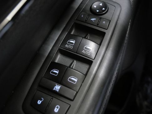 Used 2021 Jeep Grand Cherokee High Altitude AWD/4WD image 14