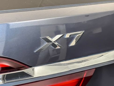 Used 2019 BMW X7 xDrive50i w/ Premium Package AWD/4WD image 27