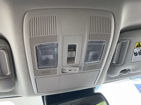 Used 2025 MAZDA CX-5 Carbon Edition image 17