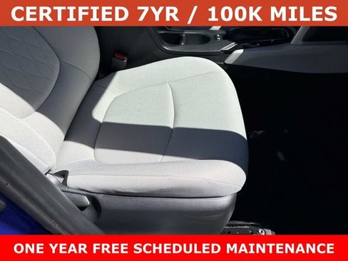 Used 2025 Toyota Corolla Cross LE FWD image 10