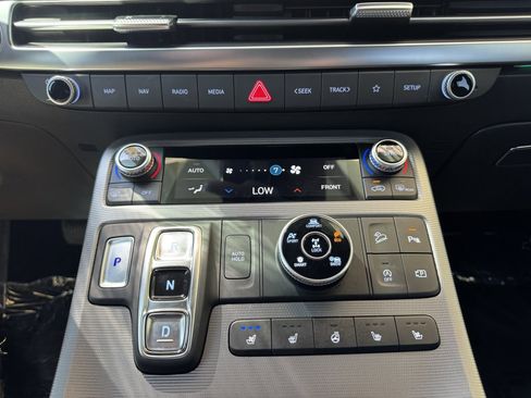 Used 2024 Hyundai Palisade Calligraphy image 28