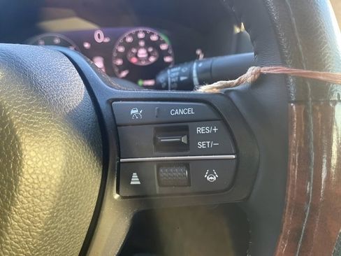 Used 2024 Honda Accord EX-L image 16