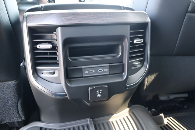 New 2026 RAM 2500 Laramie w/ Night Edition AWD/4WD image 27
