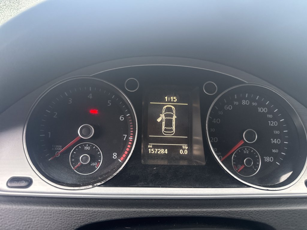 Used 2013 Volkswagen CC Sport FWD image 16